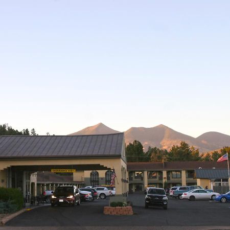 Super 8 By Wyndham Nau/Downtown Conference Center Motel Flagstaff Exterior photo